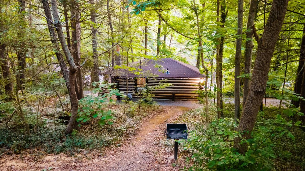 Log Cabin Motor Court Asheville Exterior foto
