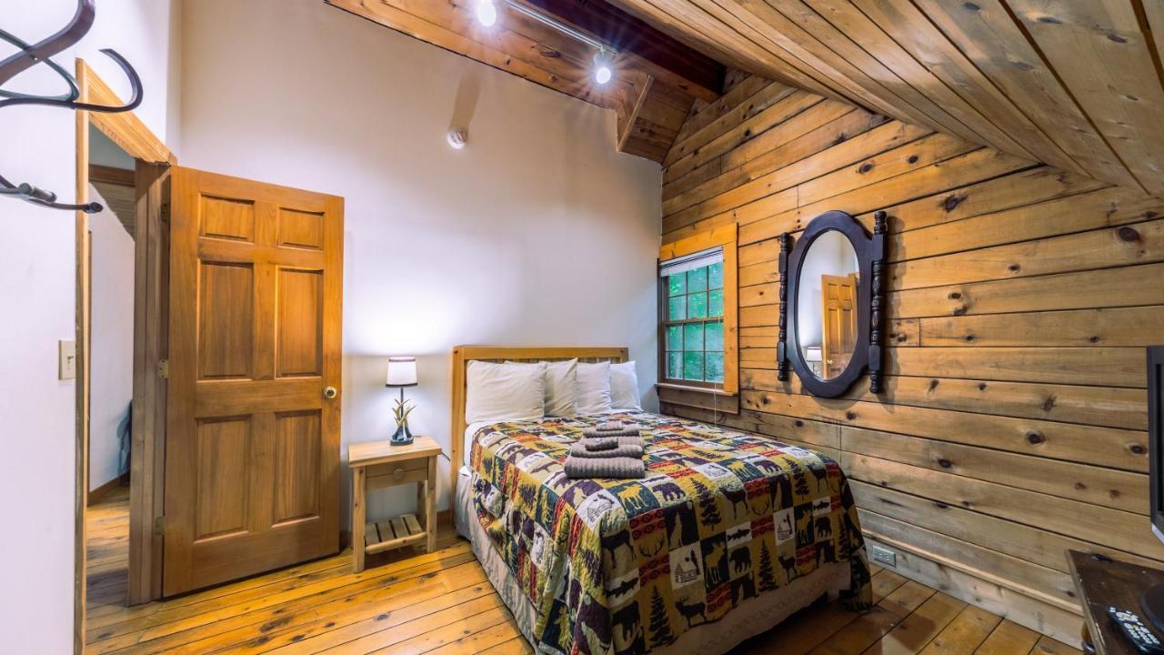 Log Cabin Motor Court Asheville Exterior foto