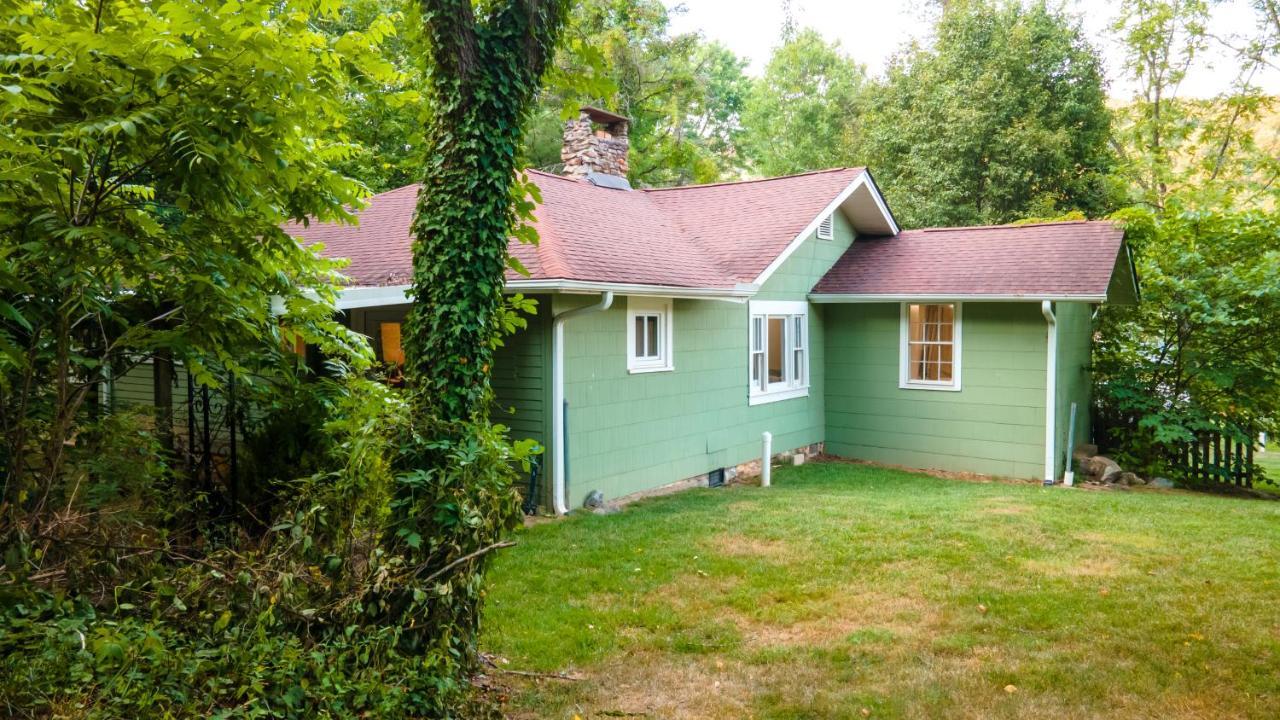 Log Cabin Motor Court Asheville Exterior foto