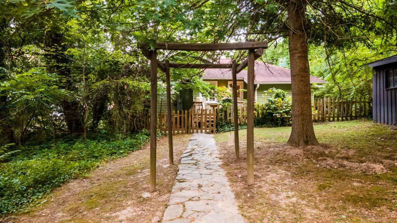 Log Cabin Motor Court Asheville Exterior foto