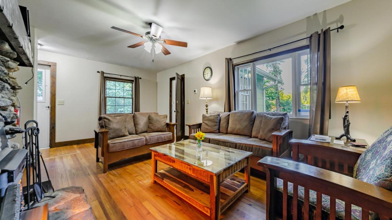 Log Cabin Motor Court Asheville Exterior foto