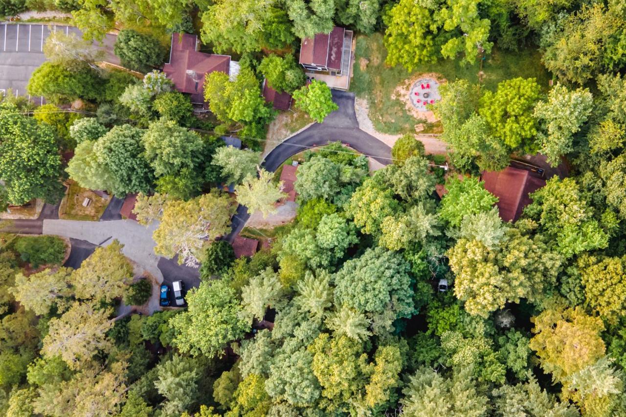 Log Cabin Motor Court Asheville Exterior foto